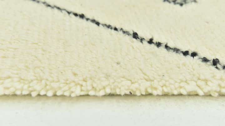 4' 10 x 8' 3 Hand Knotted Moroccan Wool Rug