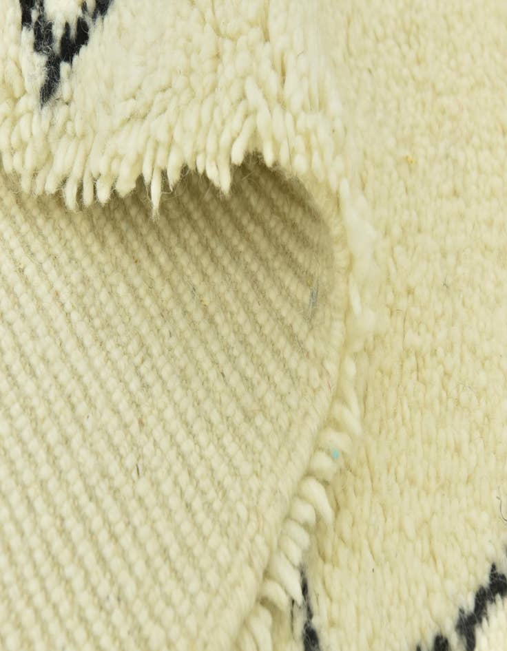 Detail image of 4' 10 x 8' 3  Hand Knotted Moroccan Wool Rug