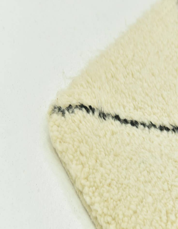 Detail image of 5' 4 x 8' 5  Hand Knotted Moroccan Wool Rug