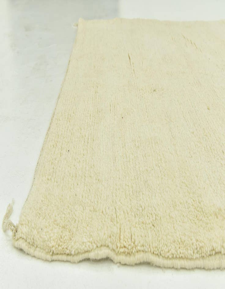 Detail image of 5' 5 x 8' 2 Hand Knotted Moroccan Wool Rug