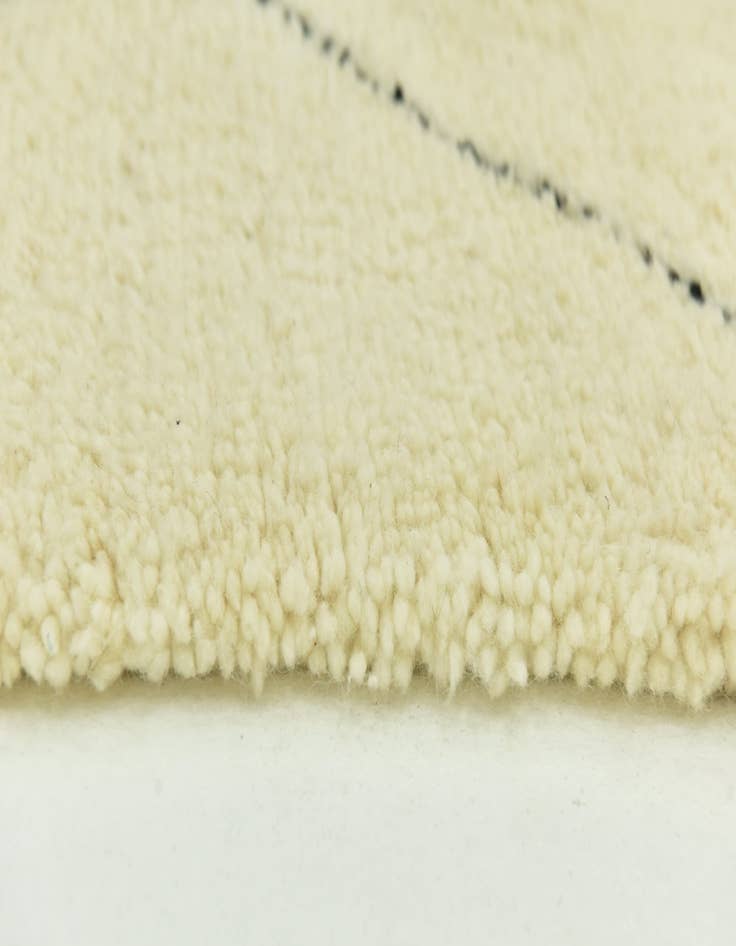 Detail image of 5' 10 x 7' 8  Hand Knotted Moroccan Wool Rug