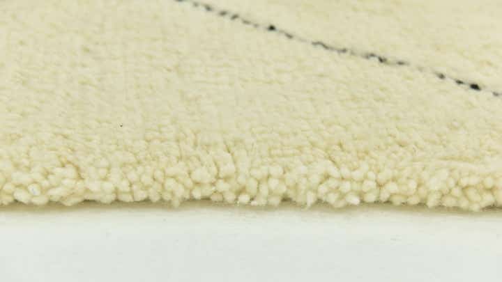 5' 10 x 7' 8 Hand Knotted Moroccan Wool Rug