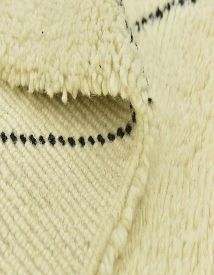 Detail image of 5' 10 x 7' 8  Hand Knotted Moroccan Wool Rug