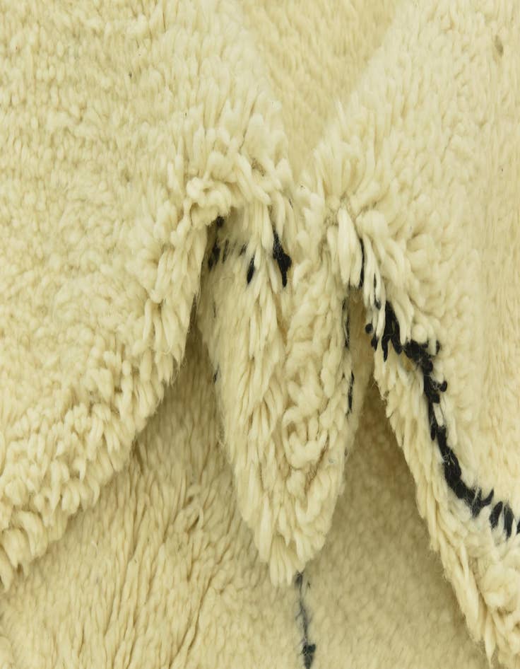 Detail image of 6' 6 x 9' 5  Hand Knotted Moroccan Wool Rug