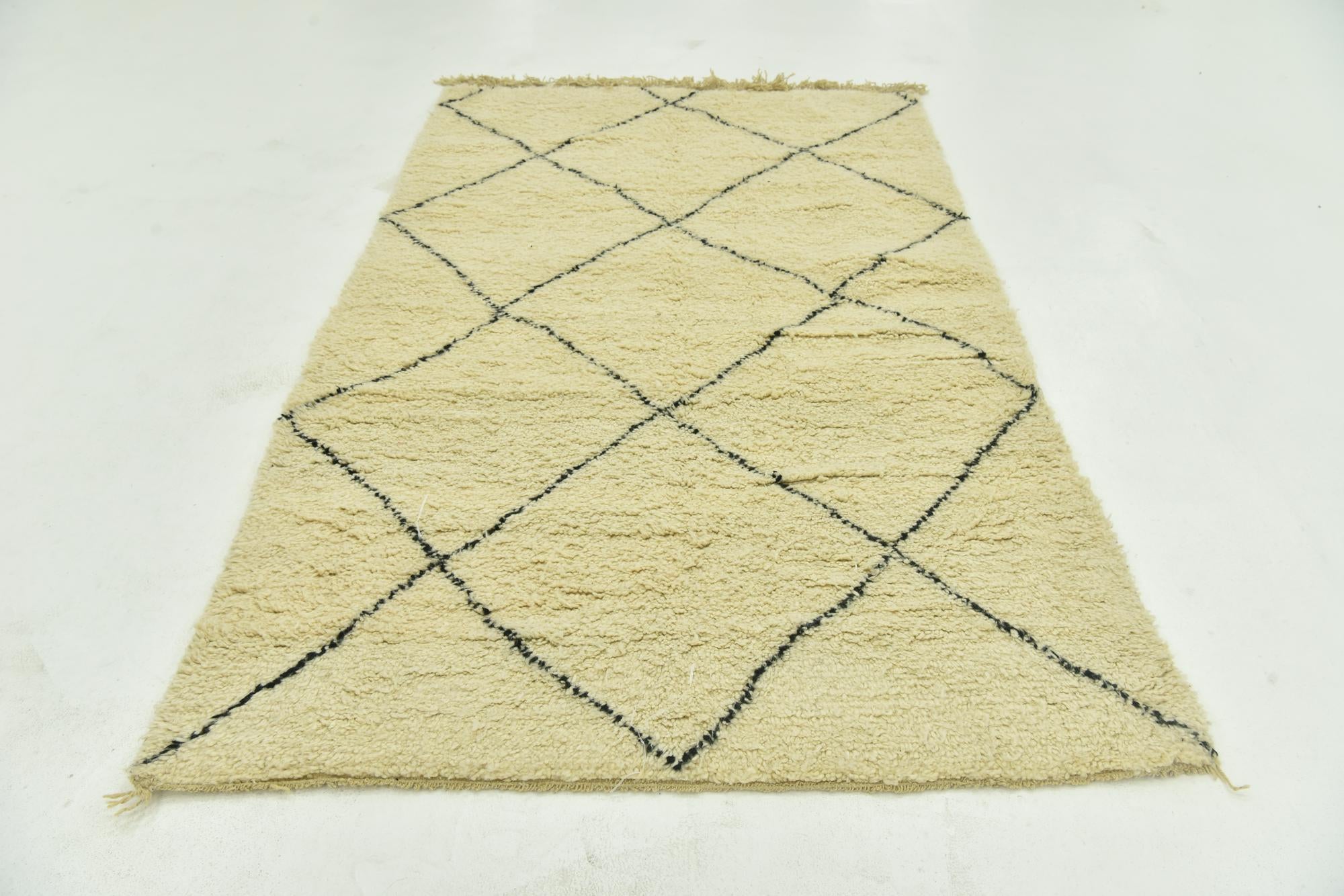 5' x 8' 3 Hand Knotted Moroccan Wool Rug