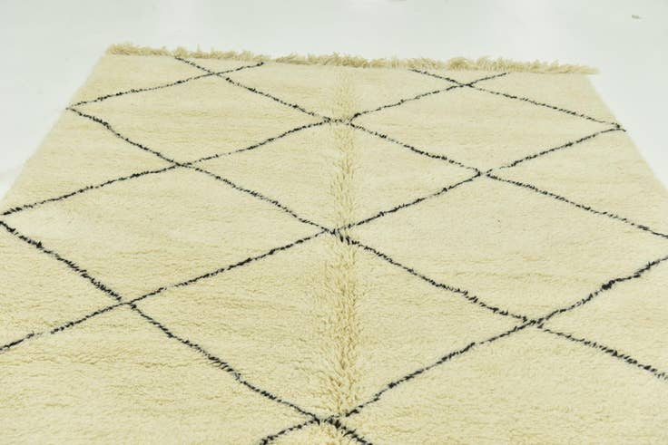 Detail image of 6' 5 x 10' 2 Hand Knotted Moroccan Wool Rug