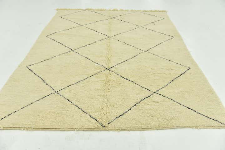 7' 1 x 9' 3 Hand Knotted Moroccan Wool Rug