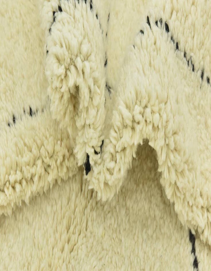 Detail image of 6' 10 x 10' 6  Hand Knotted Moroccan Wool Rug