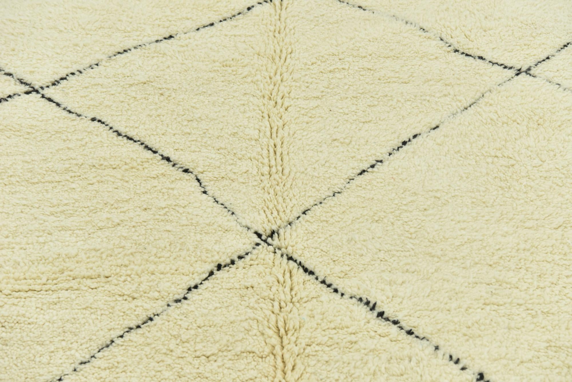 6' 10 x 10' 6 Hand Knotted Moroccan Wool Rug