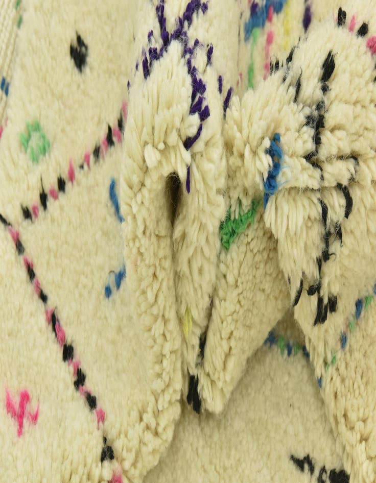 Detail image of 5' x 8'  Hand Knotted Moroccan Wool Rug