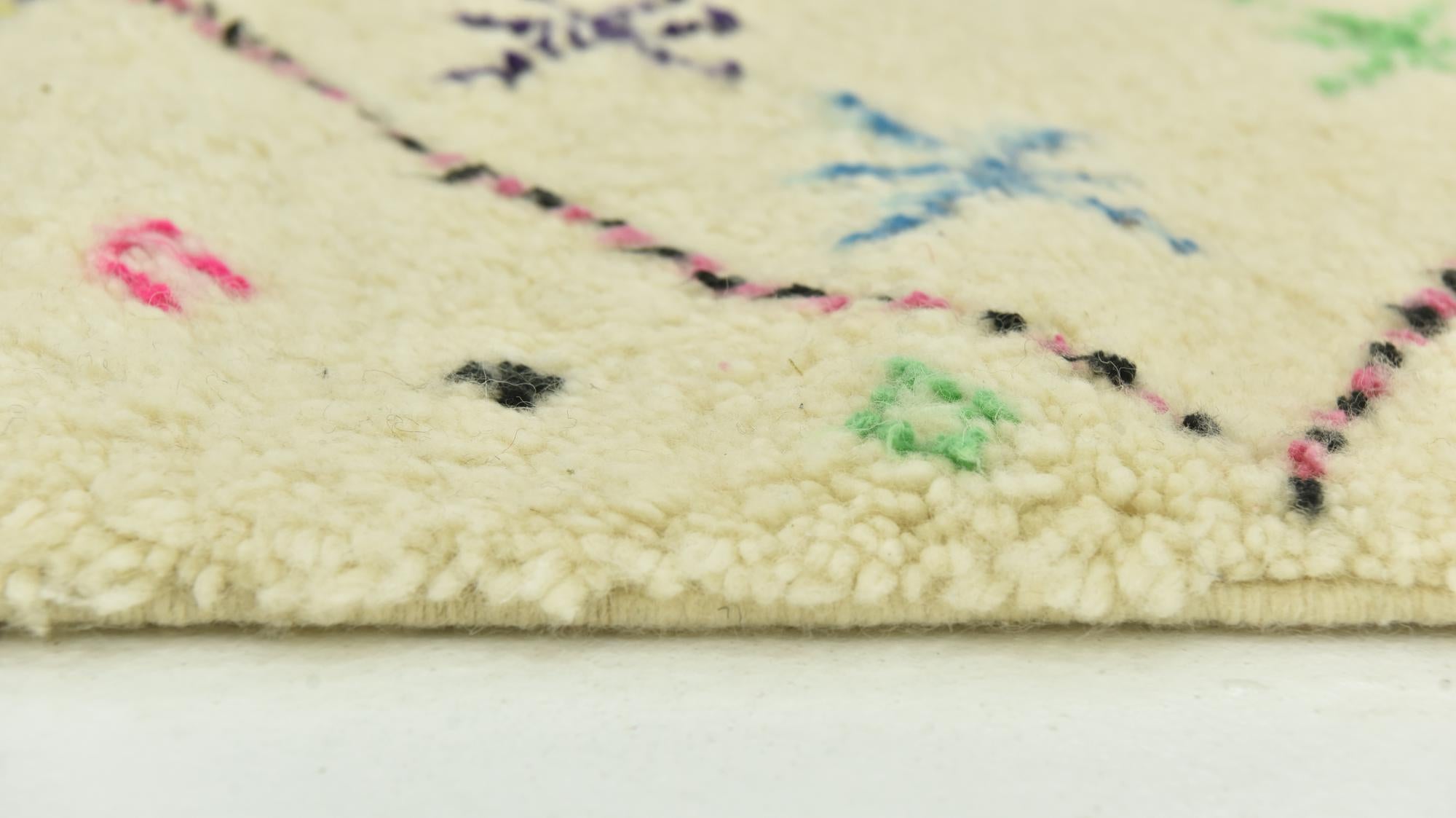 5' x 8' Hand Knotted Moroccan Wool Rug