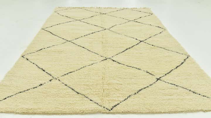 7' x 9' 9 Hand Knotted Moroccan Wool Rug