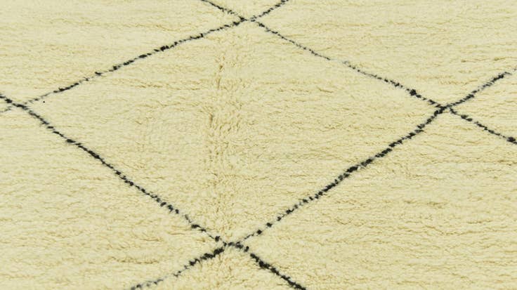 Detail image of 7' x 9' 9 Hand Knotted Moroccan Wool Rug