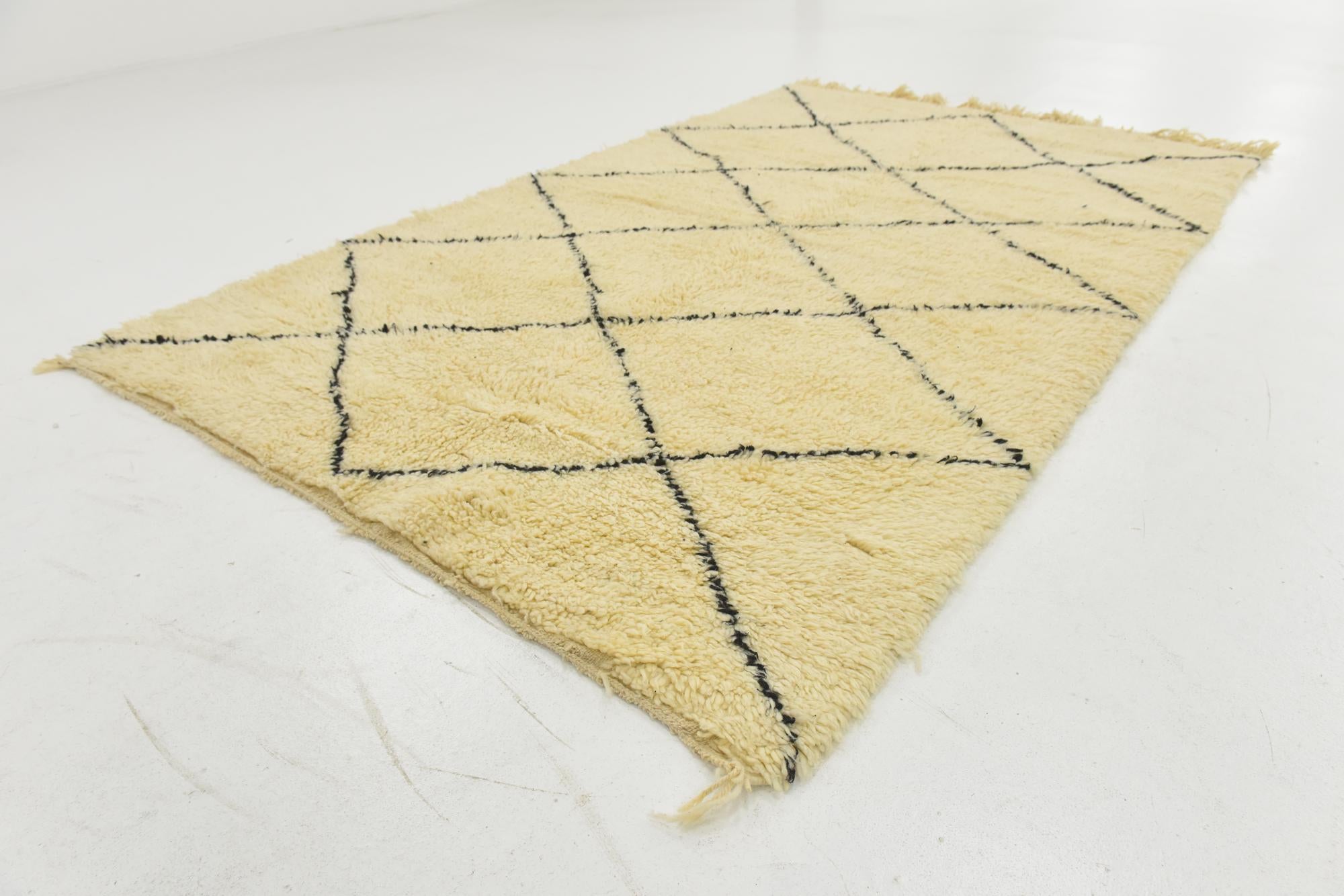 5' x 8' 3 Hand Knotted Moroccan Wool Rug
