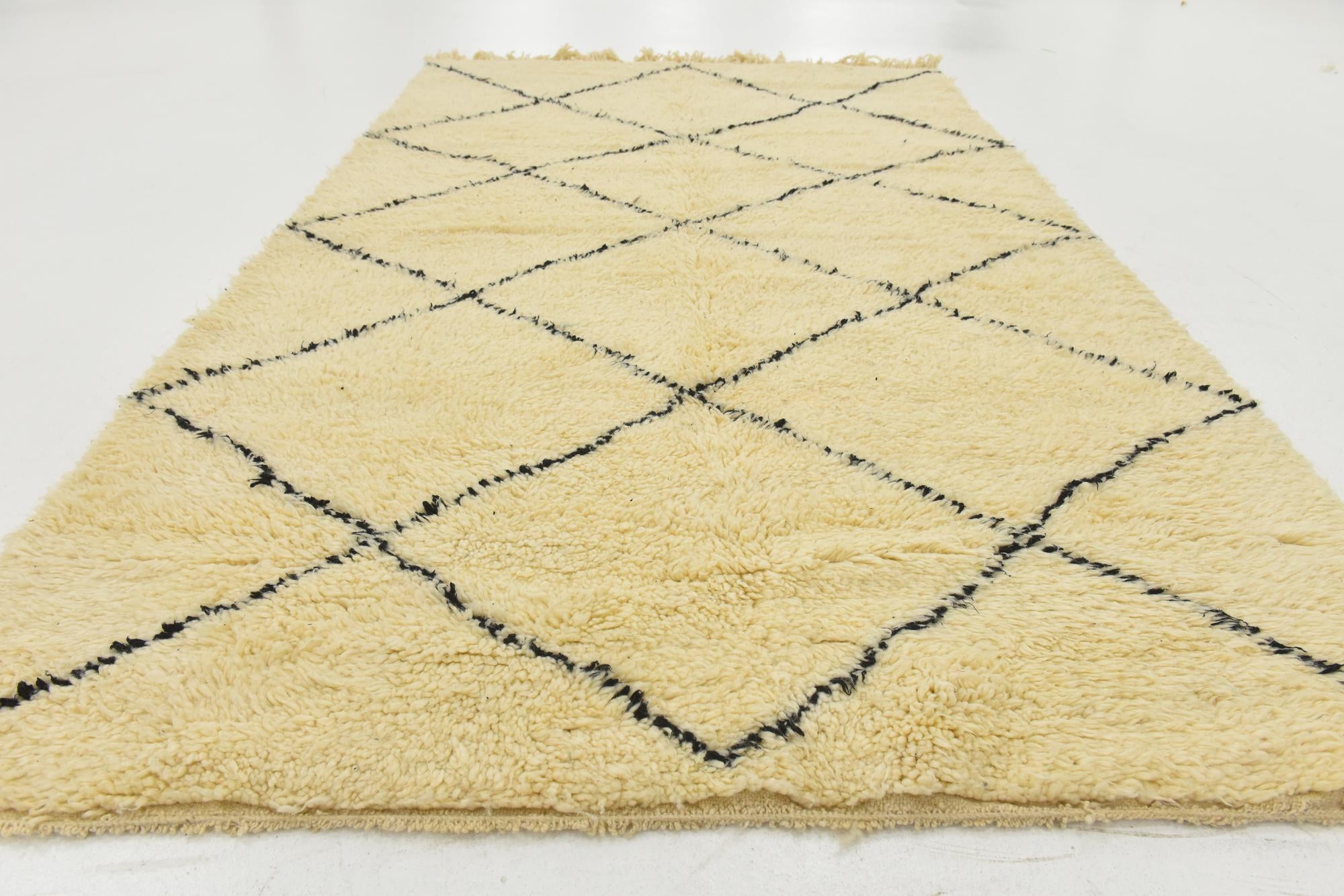 5' x 8' 3 Hand Knotted Moroccan Wool Rug