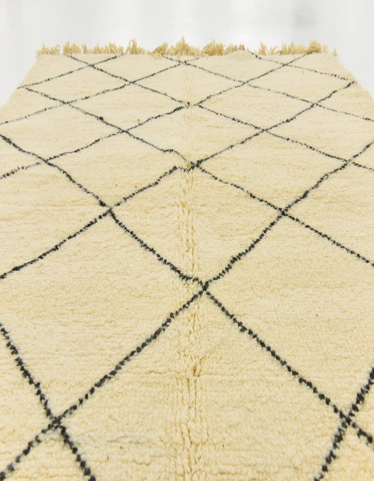 Detail image of 5' 11 x 7' 7  Hand Knotted Moroccan Wool Rug