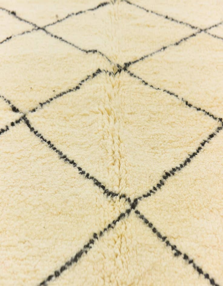 Detail image of 5' 11 x 7' 7  Hand Knotted Moroccan Wool Rug