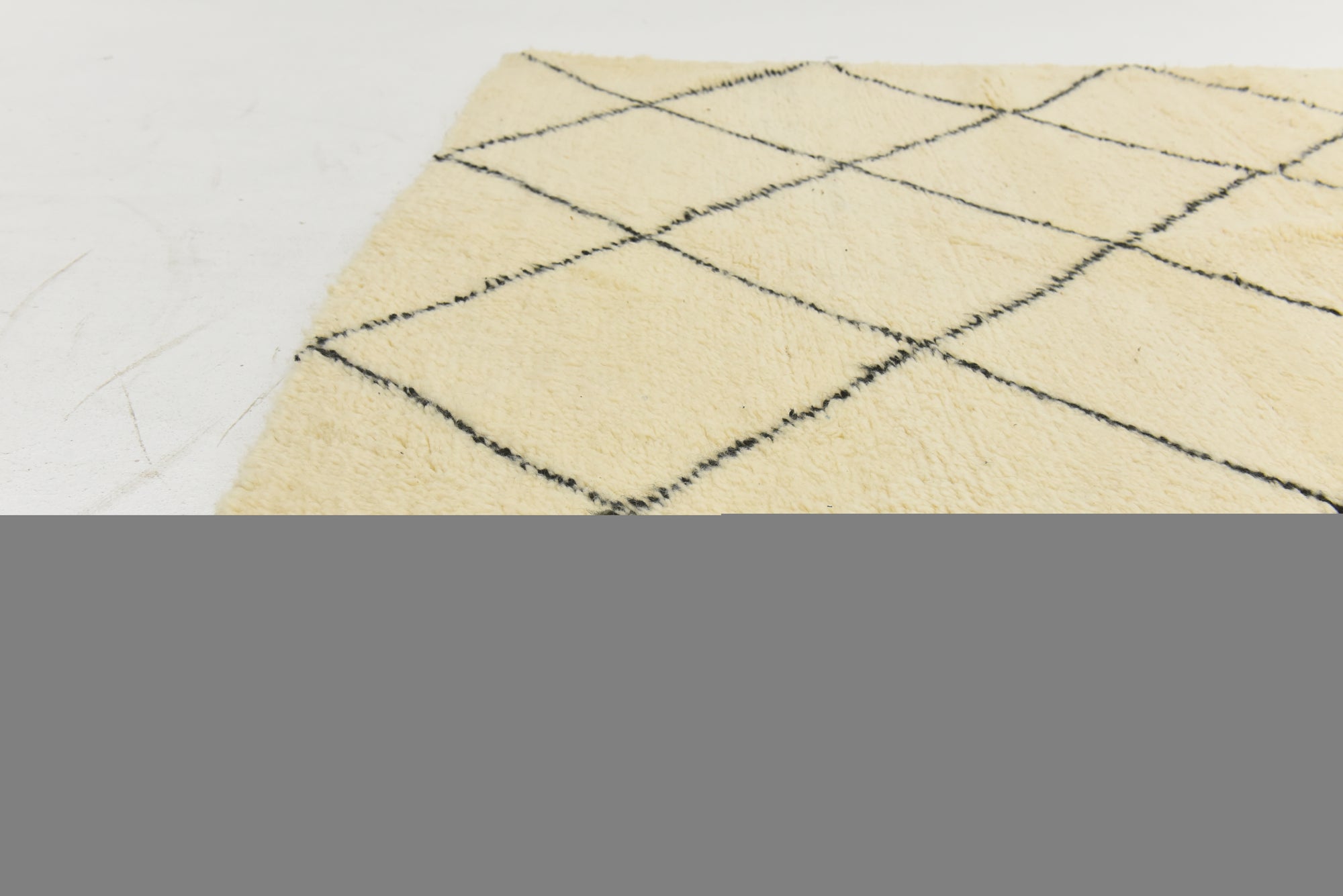 5' 11 x 7' 7 Hand Knotted Moroccan Wool Rug