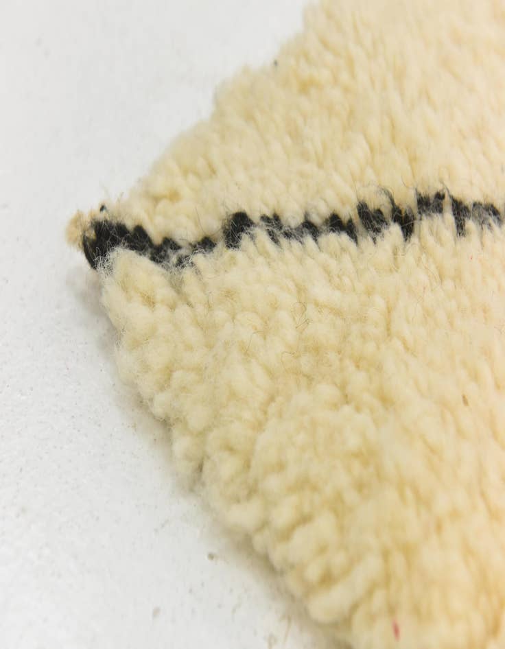 Detail image of 5' 11 x 7' 7  Hand Knotted Moroccan Wool Rug