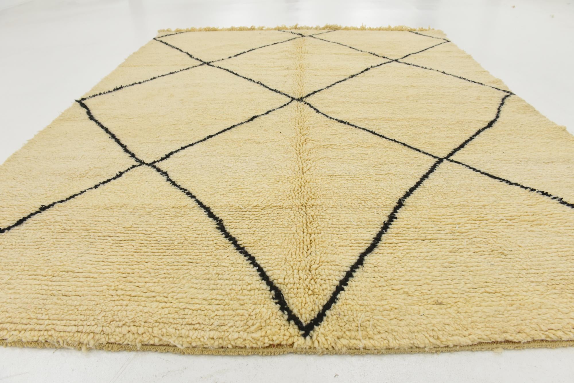 7' 1 x 9' 2 Hand Knotted Moroccan Wool Rug
