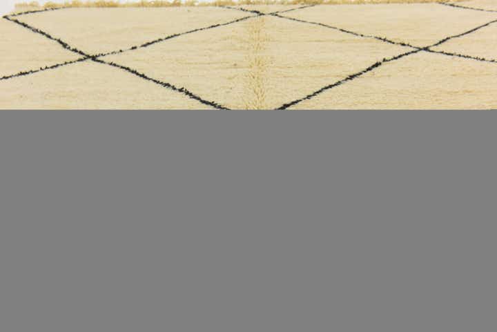 7' 1 x 9' 2 Hand Knotted Moroccan Wool Rug