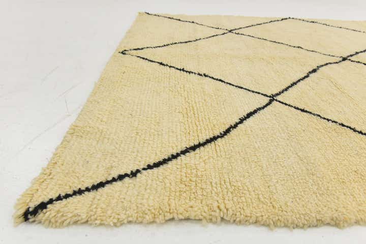 7' 1 x 9' 2 Hand Knotted Moroccan Wool Rug