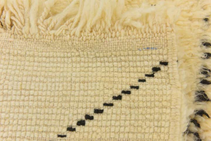 7' 1 x 9' 9 Hand Knotted Moroccan Wool Rug