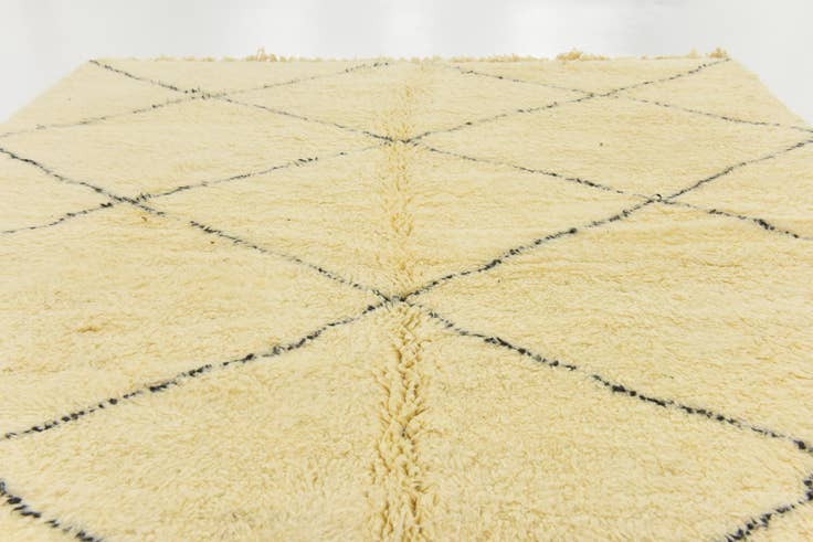 Detail image of 7' 1 x 9' 9 Hand Knotted Moroccan Wool Rug