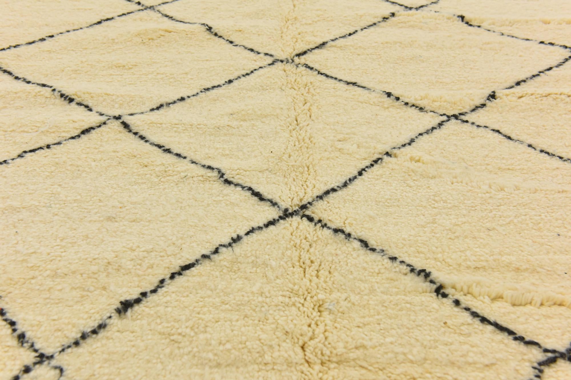 6' 9 x 9' 9 Hand Knotted Moroccan Wool Rug