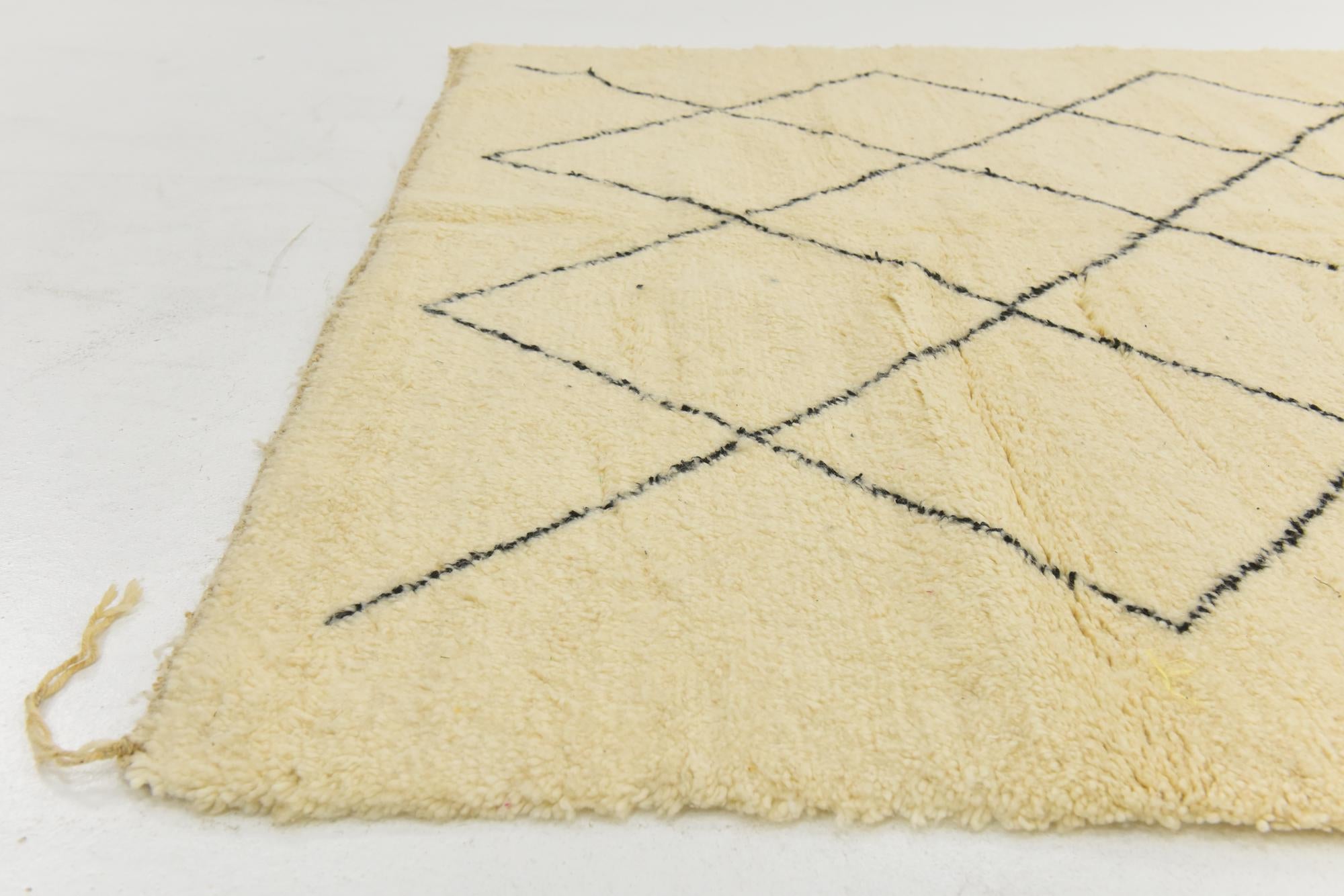 6' 9 x 9' 9 Hand Knotted Moroccan Wool Rug