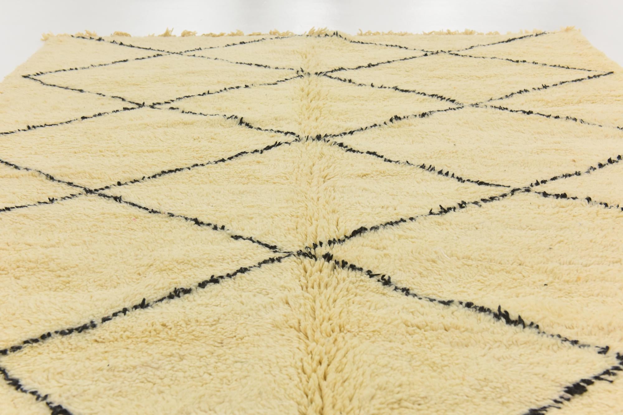 6' 8 x 10' 3 Hand Knotted Moroccan Wool Rug