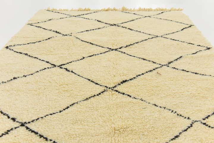 5' 2 x 8' 6 Hand Knotted Moroccan Wool Rug