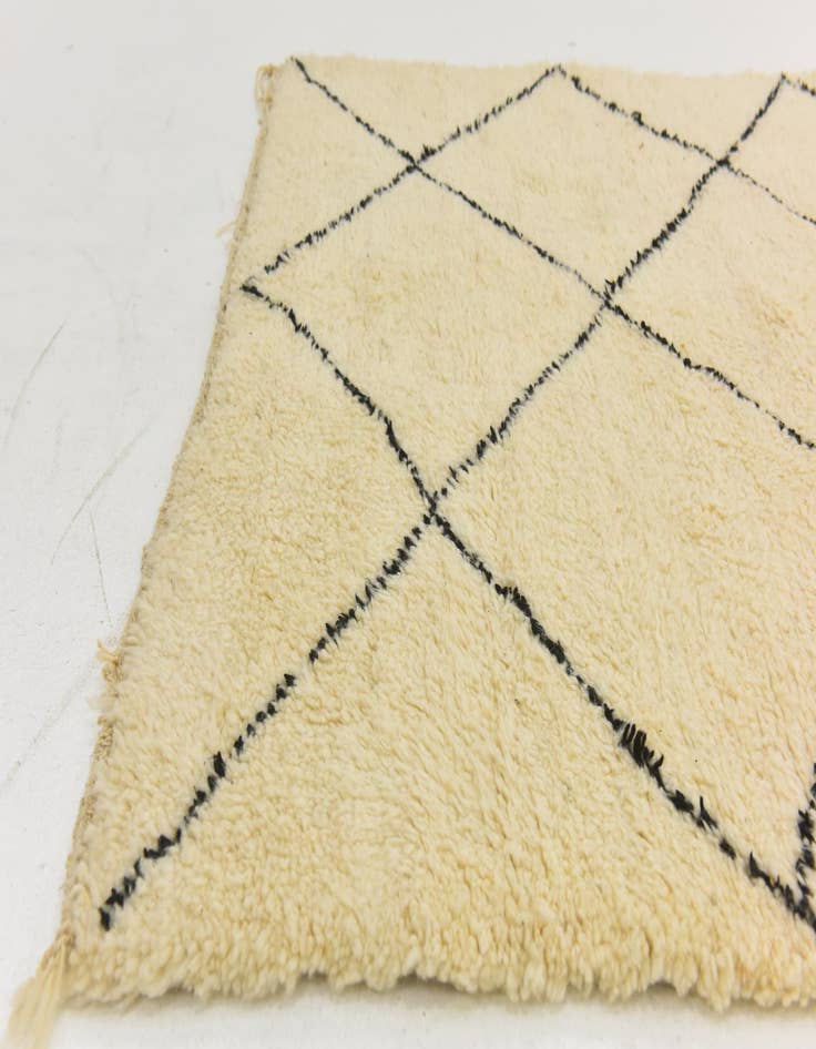 Detail image of 5' 2 x 8' 6  Hand Knotted Moroccan Wool Rug