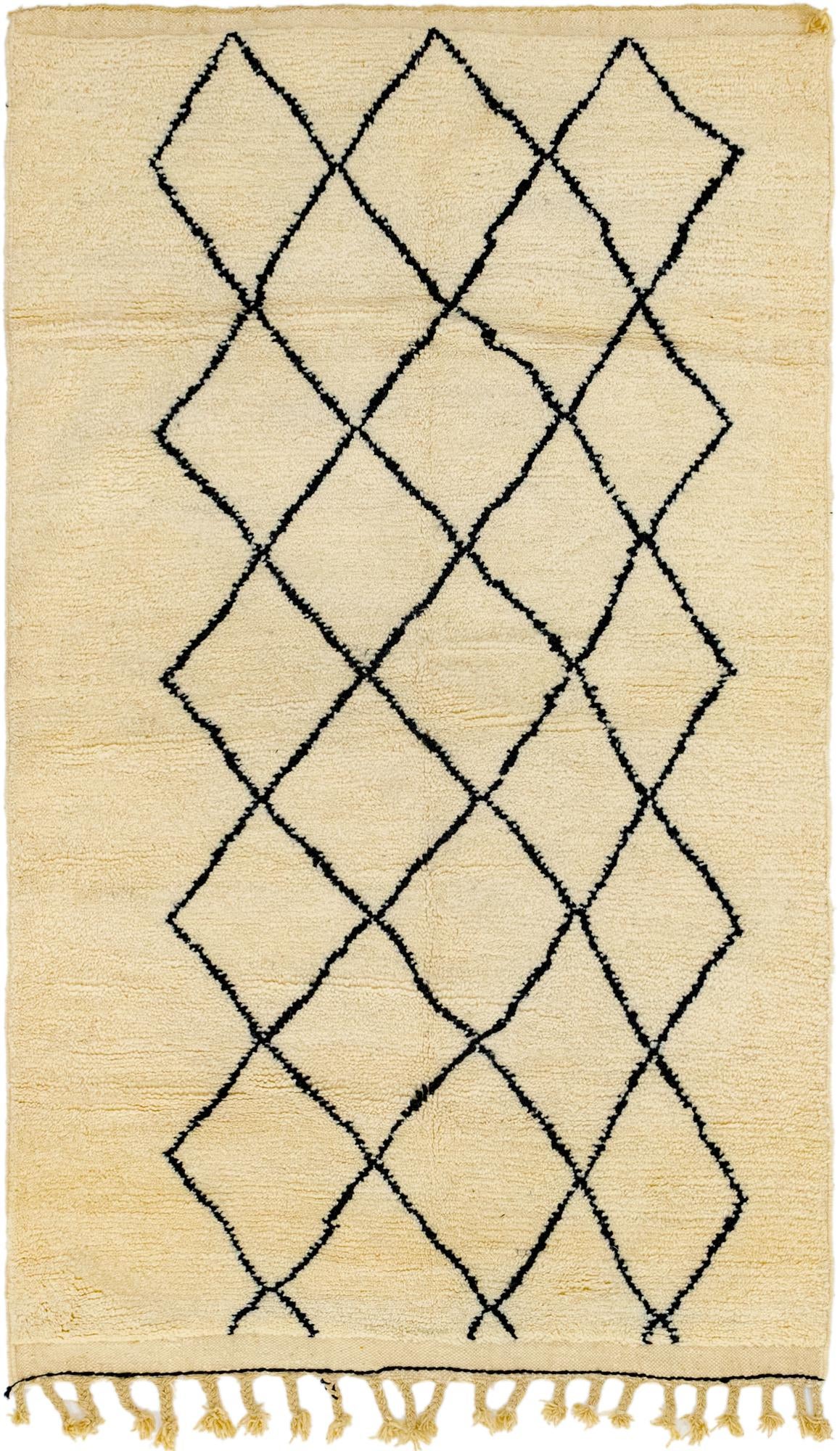 4' 11 x 8' 4 Hand Knotted Moroccan Wool Rug