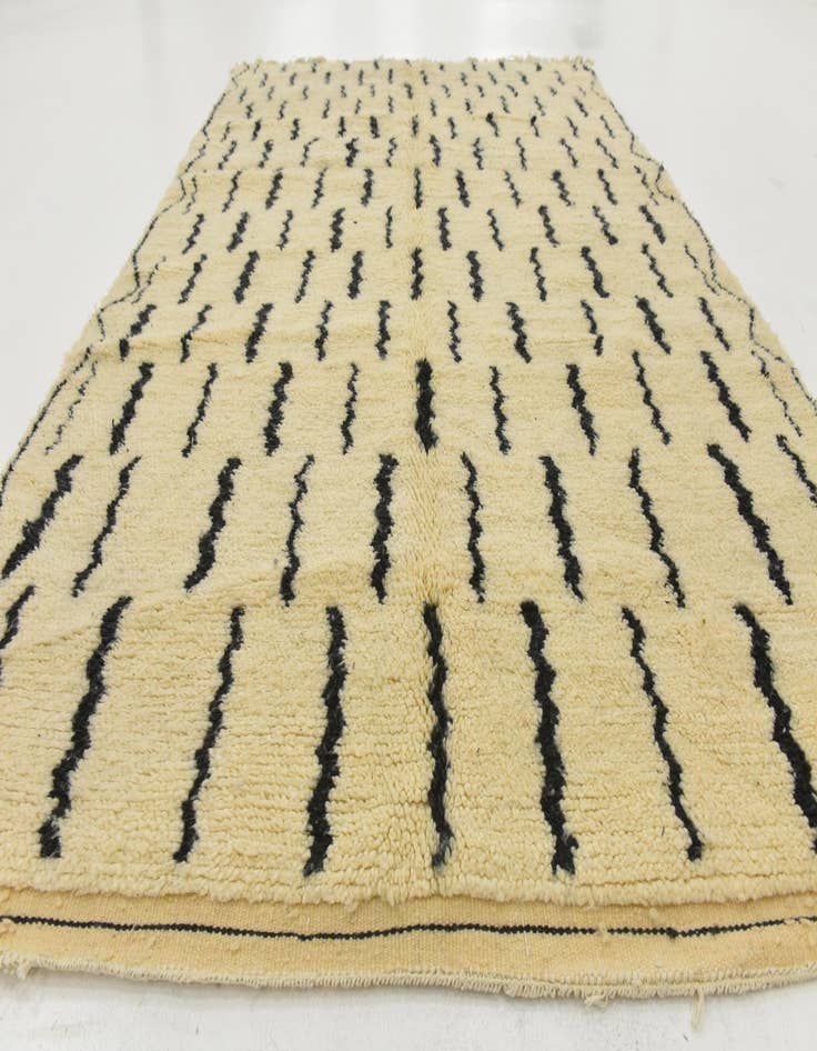 Detail image of 6' 3 x 9' 8  Hand Knotted Moroccan Wool Rug