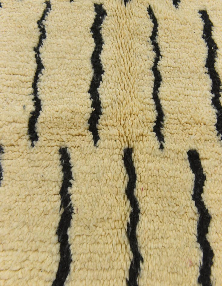 Detail image of 6' 3 x 9' 8  Hand Knotted Moroccan Wool Rug