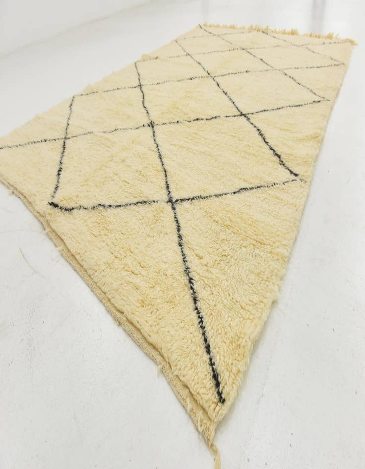 Detail image of 6' 7 x 9' 7 Hand Knotted Moroccan Wool Rug