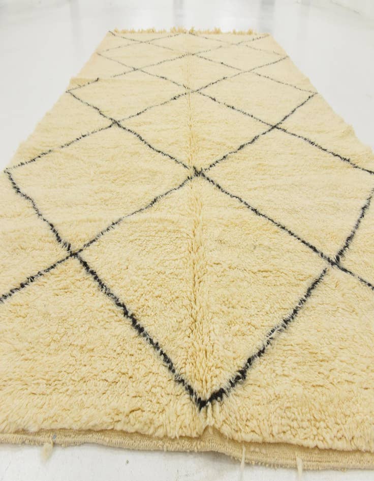 Detail image of 6' 7 x 9' 7 Hand Knotted Moroccan Wool Rug