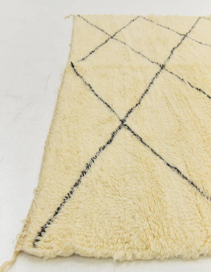 Detail image of 6' 7 x 9' 7  Hand Knotted Moroccan Wool Rug