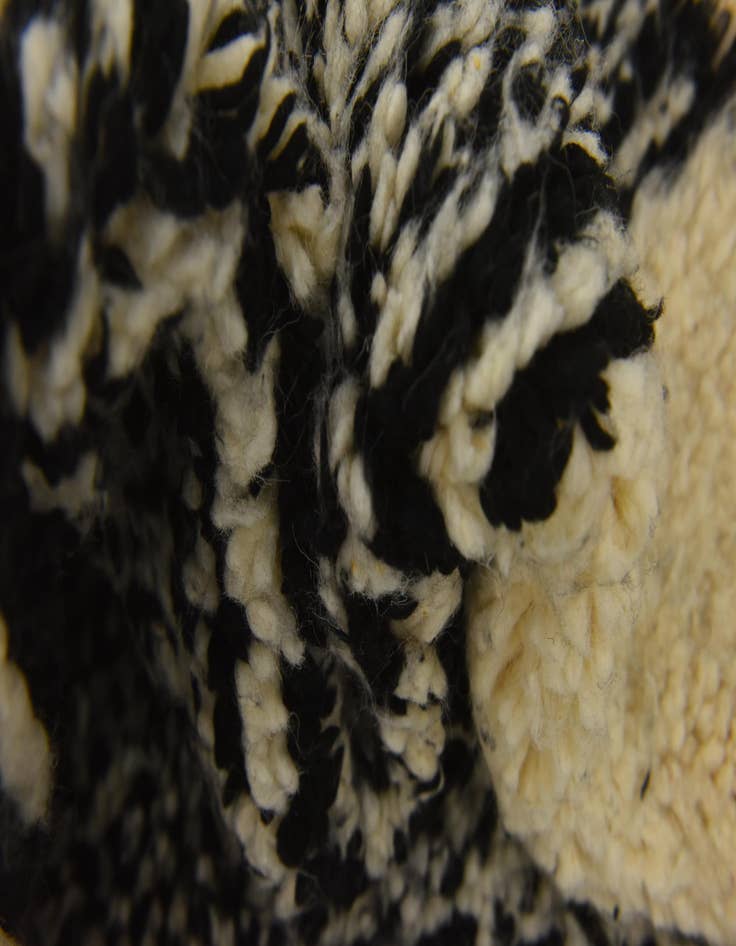 Detail image of 7' 5 x 9' 9  Hand Knotted Moroccan Wool Rug