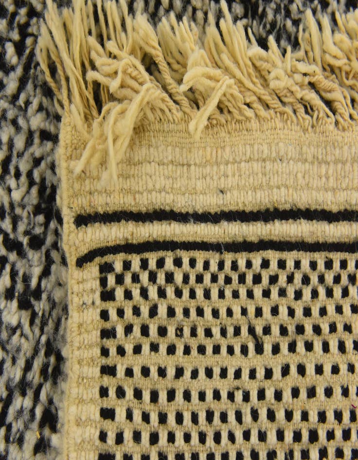 Detail image of 7' 5 x 9' 9  Hand Knotted Moroccan Wool Rug