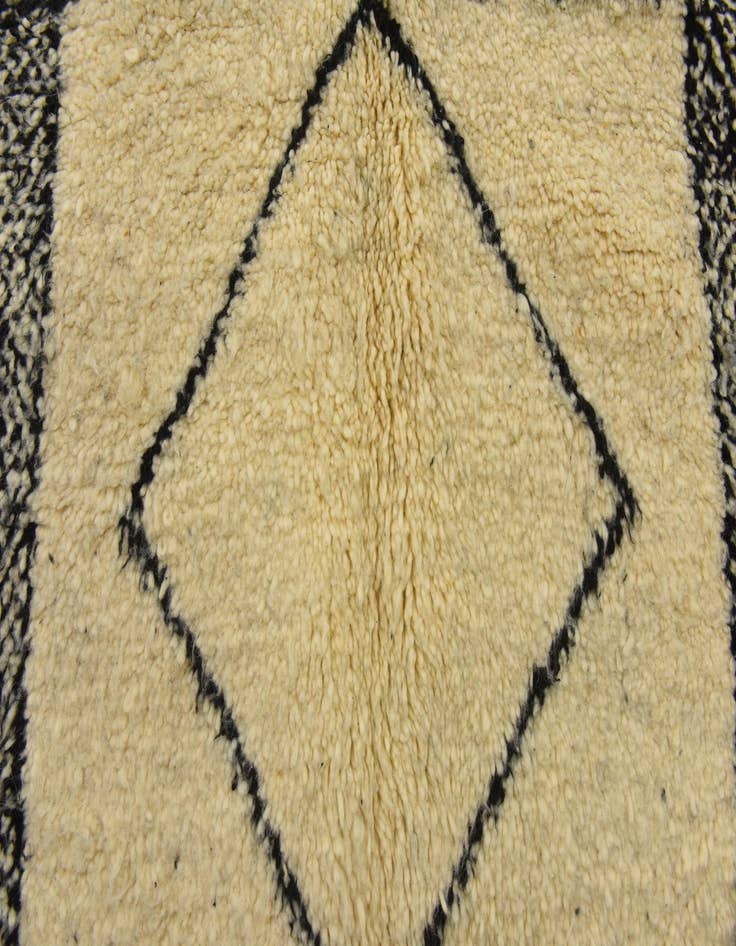 Detail image of 7' 5 x 9' 9  Hand Knotted Moroccan Wool Rug