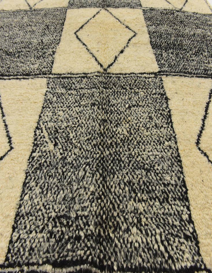 Detail image of 7' 5 x 9' 9  Hand Knotted Moroccan Wool Rug