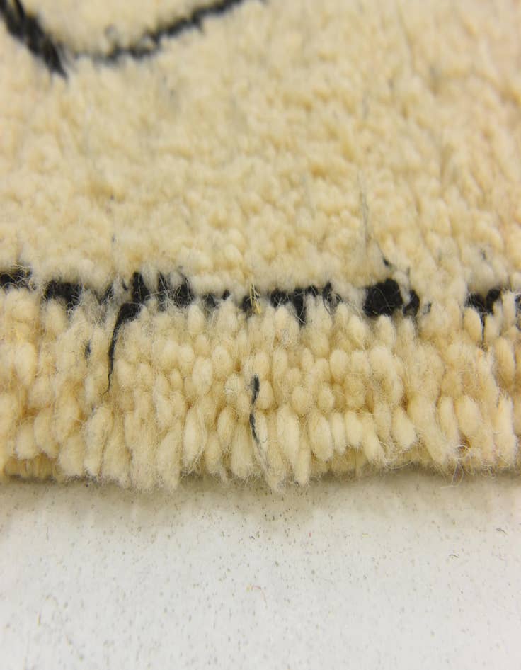 Detail image of 7' 5 x 9' 9  Hand Knotted Moroccan Wool Rug