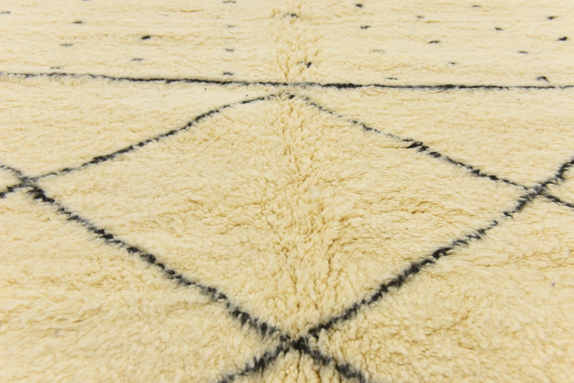 6' 11 x 9' 4 Hand Knotted Moroccan Wool Rug