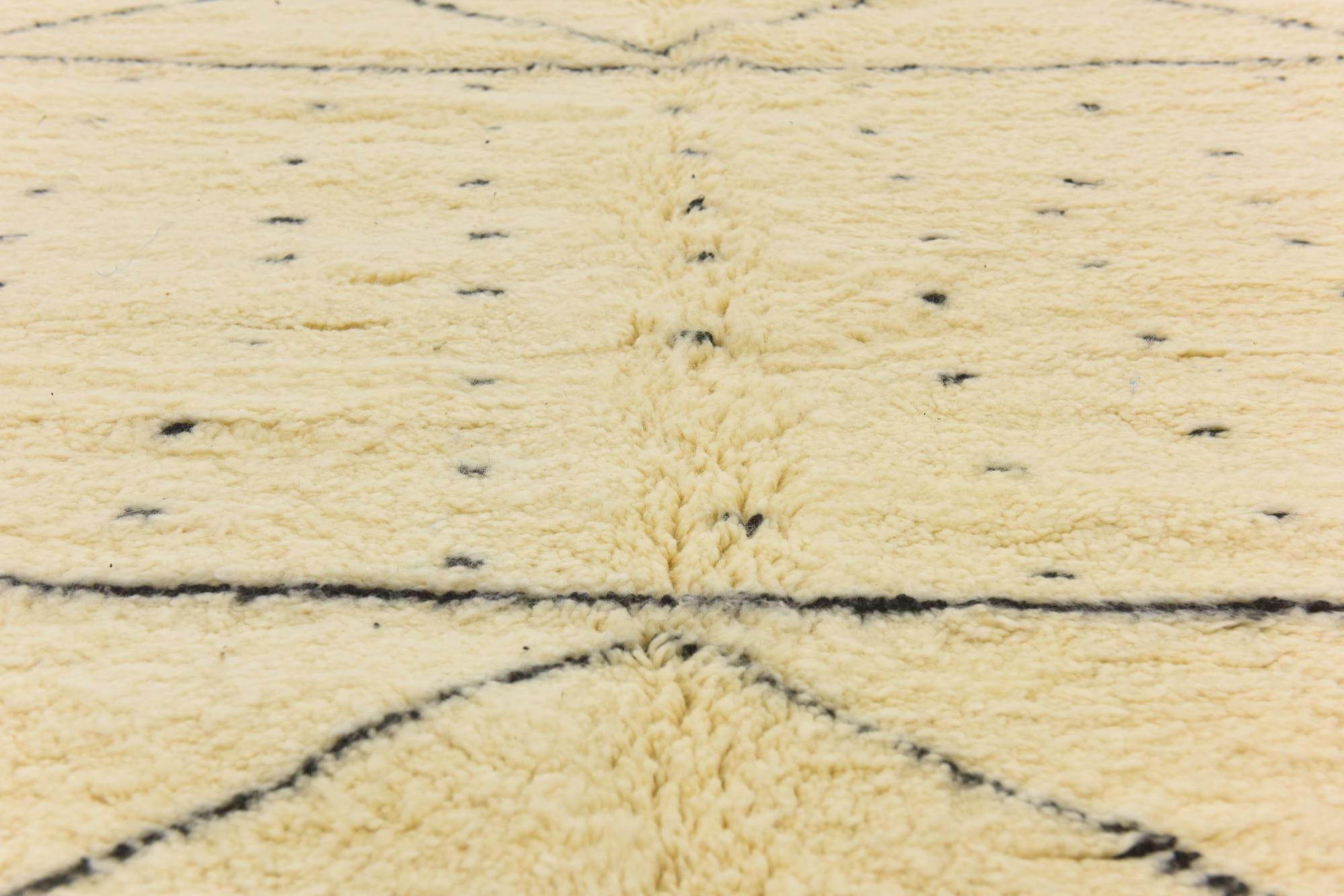 6' 11 x 9' 4 Hand Knotted Moroccan Wool Rug
