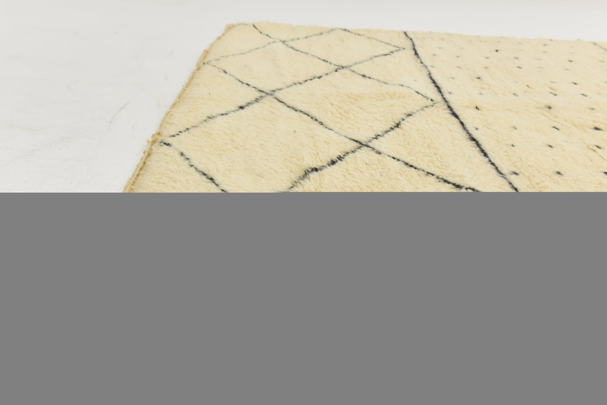 6' 11 x 9' 4 Hand Knotted Moroccan Wool Rug