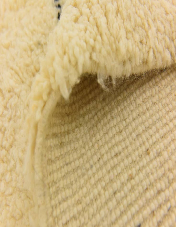 Detail image of 6' 9 x 9' 10  Hand Knotted Moroccan Wool Rug