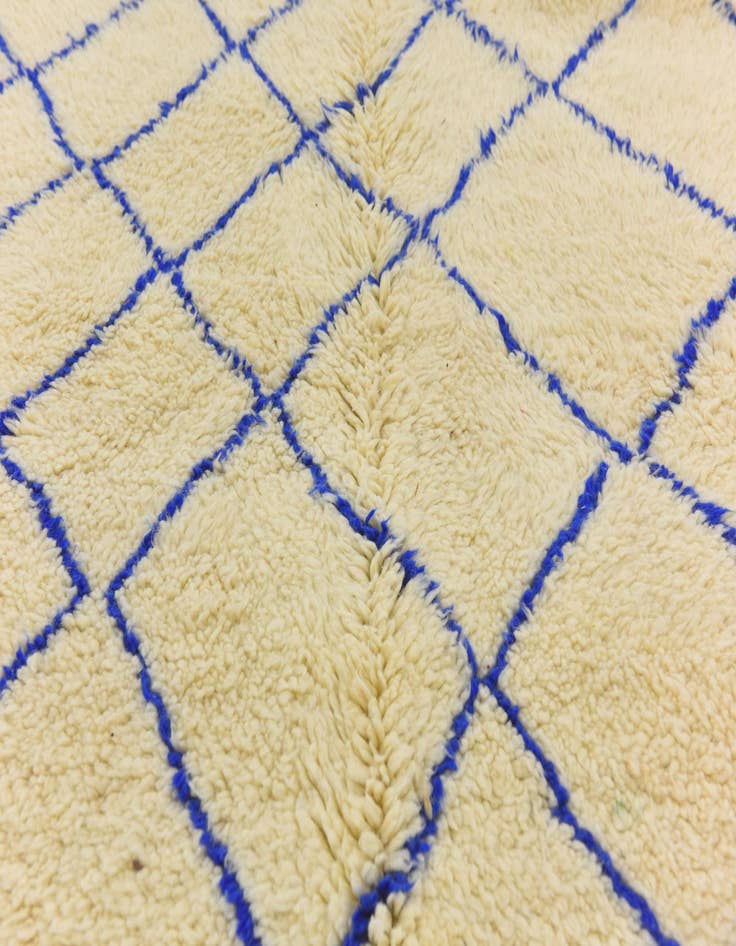Detail image of 5' 5 x 7' 3  Hand Knotted Moroccan Wool Rug