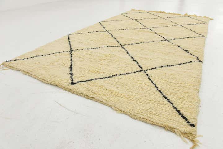 4' 10 x 8' 5 Hand Knotted Moroccan Wool Rug